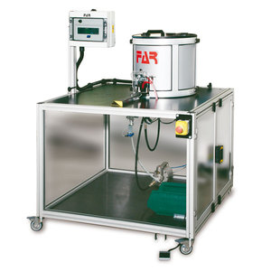 Unidad base autoalimentada